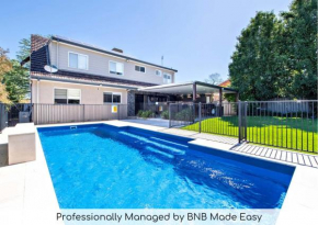 Beveridge House - Poolside Entertainer, Firepit
